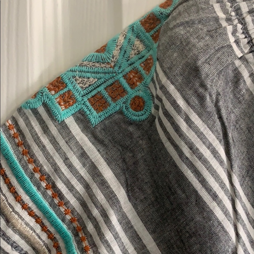 Dress - Picture 5 of 5